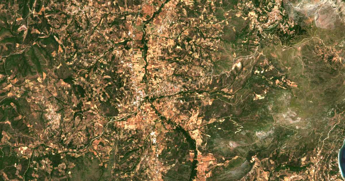 Satellitenkarte von Avlonárion