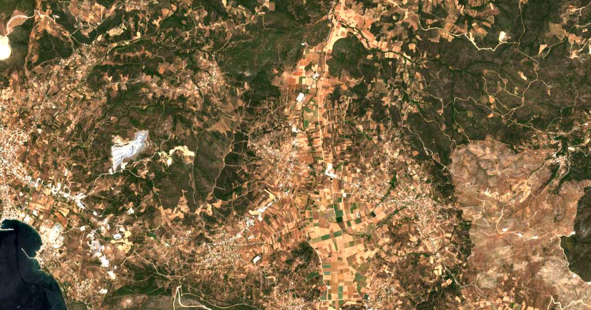 Satellitenkarte von Lépoura