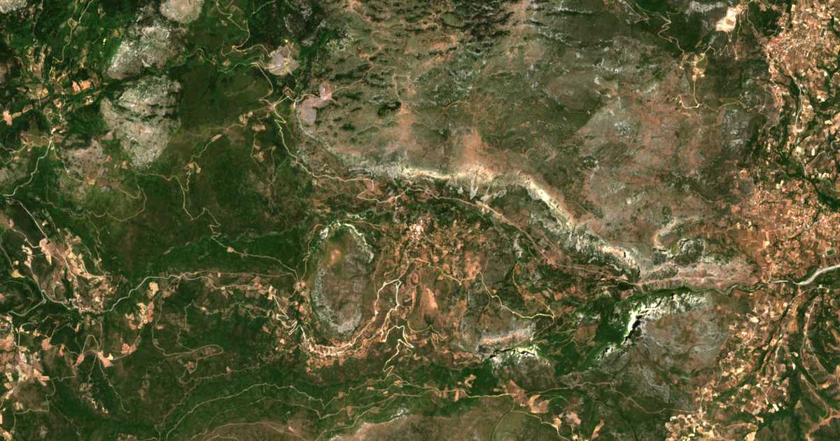 Satellitenkarte von Maníkia