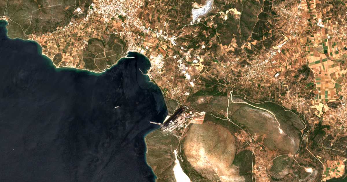 Satellitenkarte von Miláki