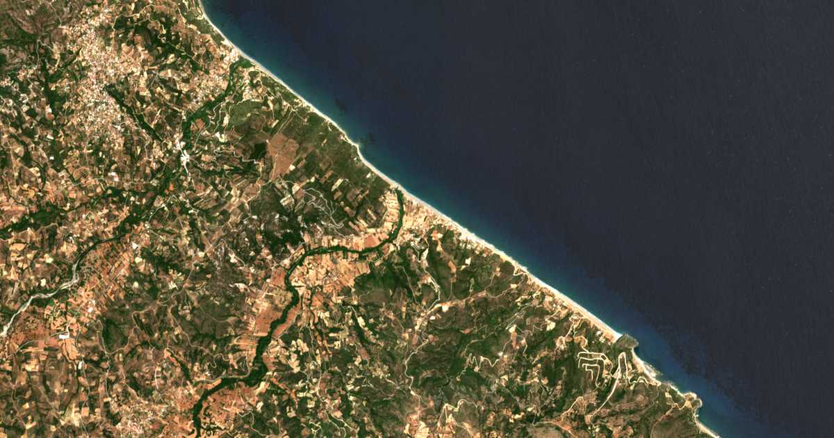 Satellitenkarte von Mourterí