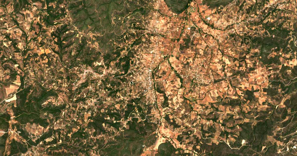 Satellitenkarte von Neochórion