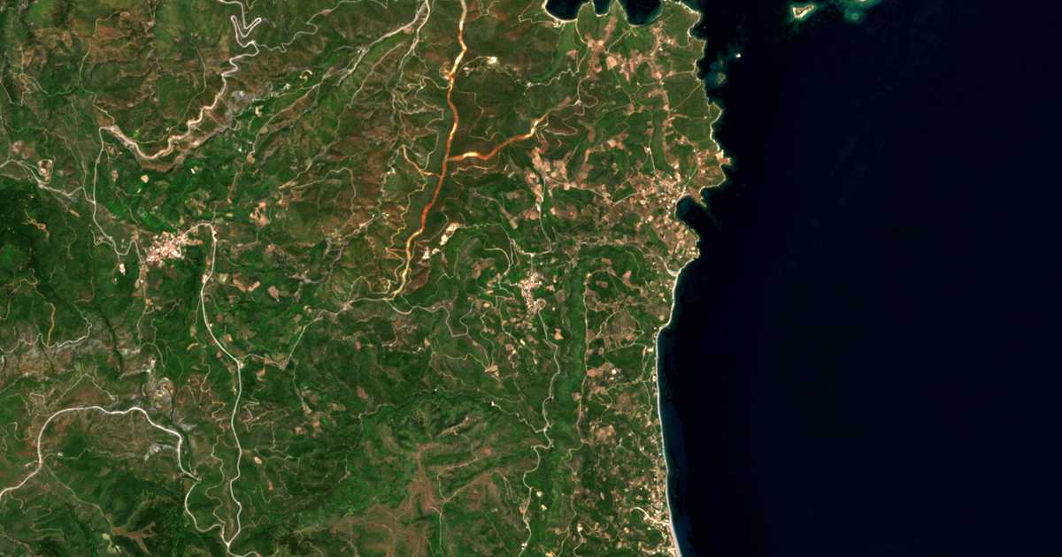 Satellitenkarte von Kotsikiá
