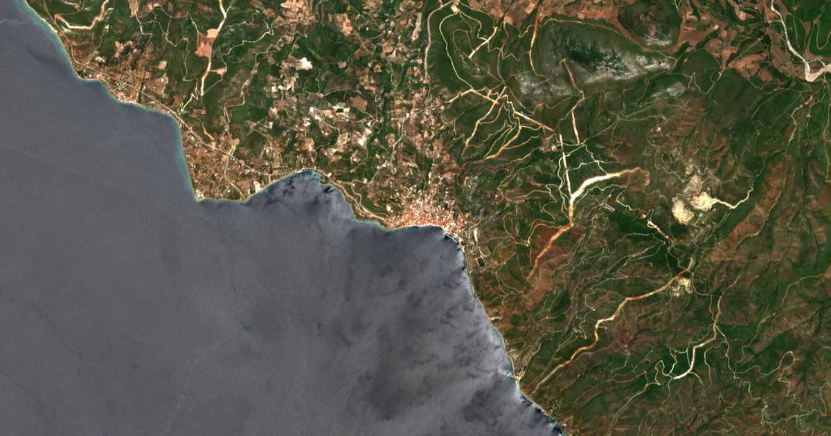 Satellitenkarte von Limni