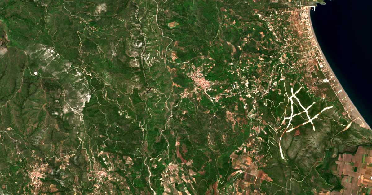 Satellitenkarte von Palaióvrysi