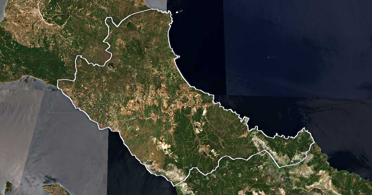 Satellitenbild mit eingezeichneter Grenze: Dímos Mantoudíou - Límnis - Agías Ánnas