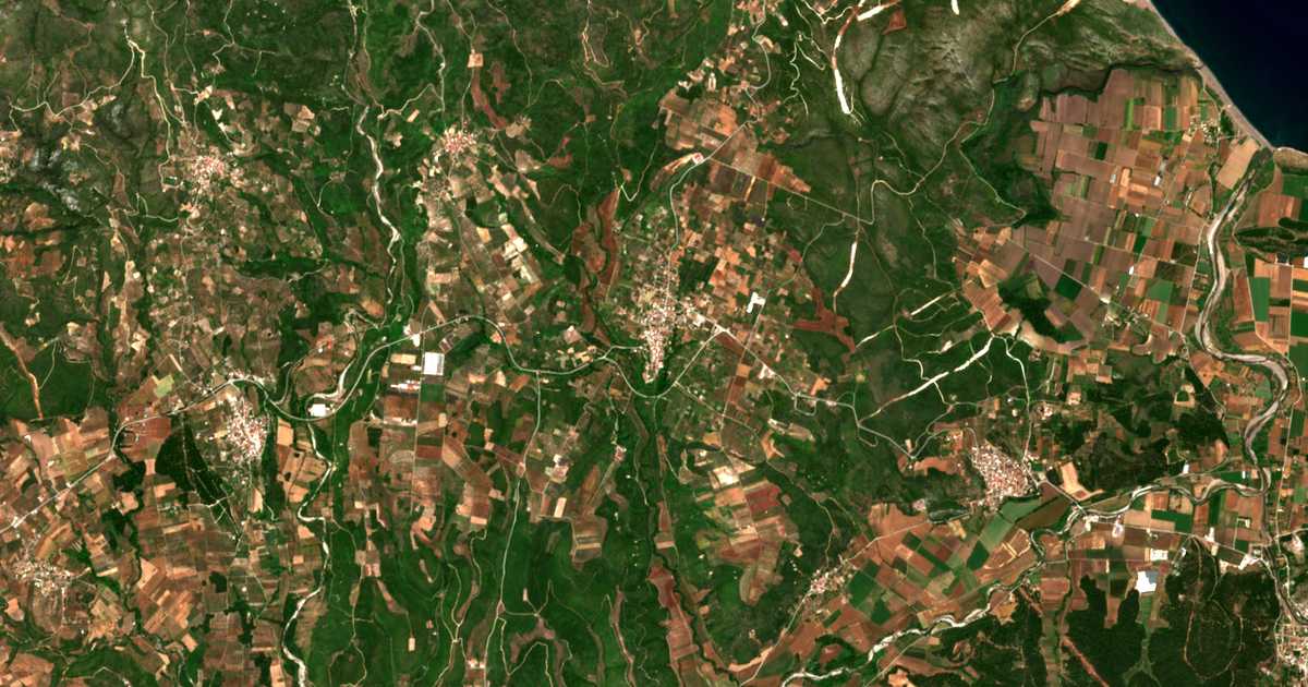 Satellitenkarte von Strofyliá