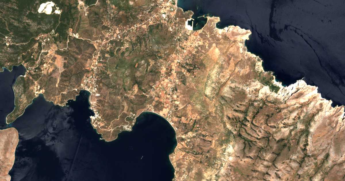 Satellitenkarte von Loutrón
