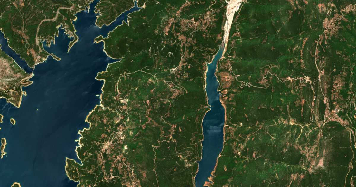 Satellitenkarte von Kopsaíika