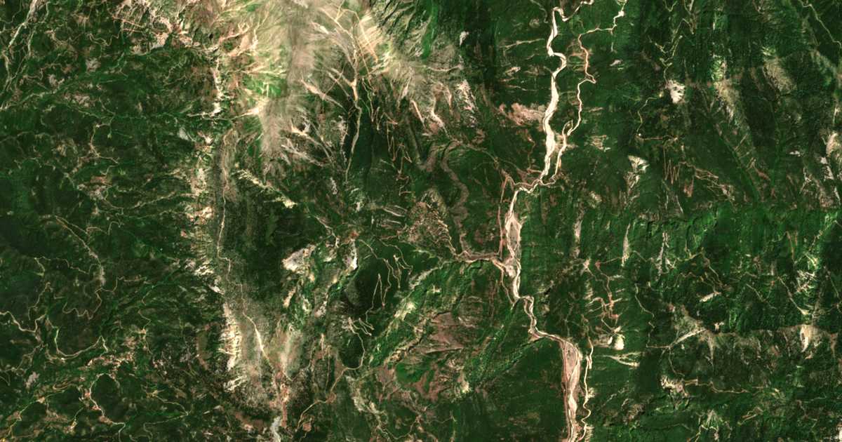 Satellitenkarte von Monastirákion