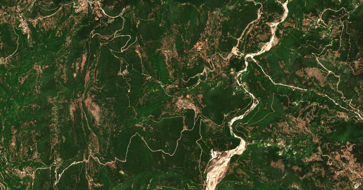 Satellitenkarte von Néa Víniani