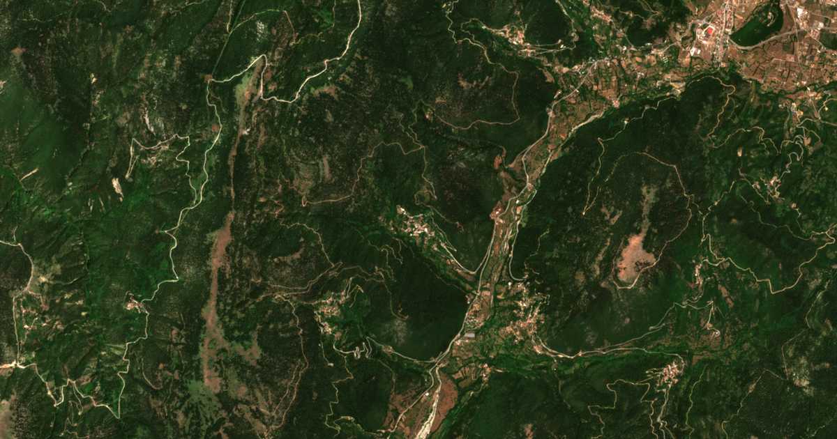 Satellitenkarte von Voútyron
