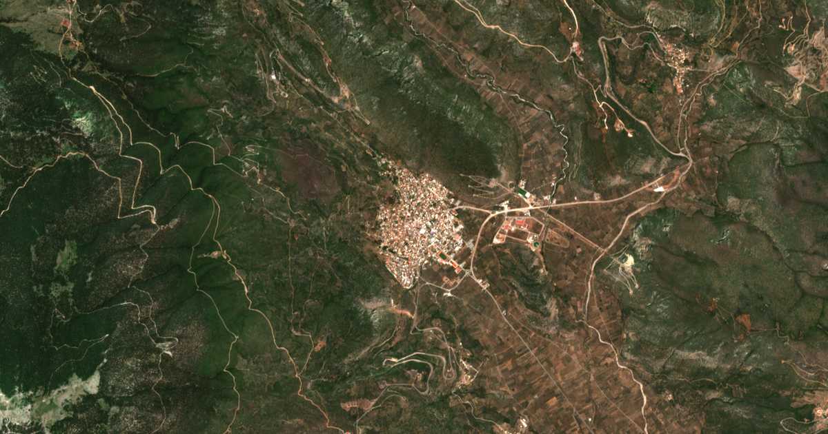 Satellitenkarte von Amfissa