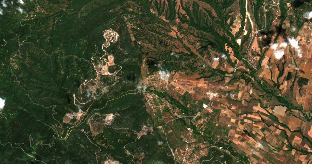 Satellitenkarte von Kastéllia