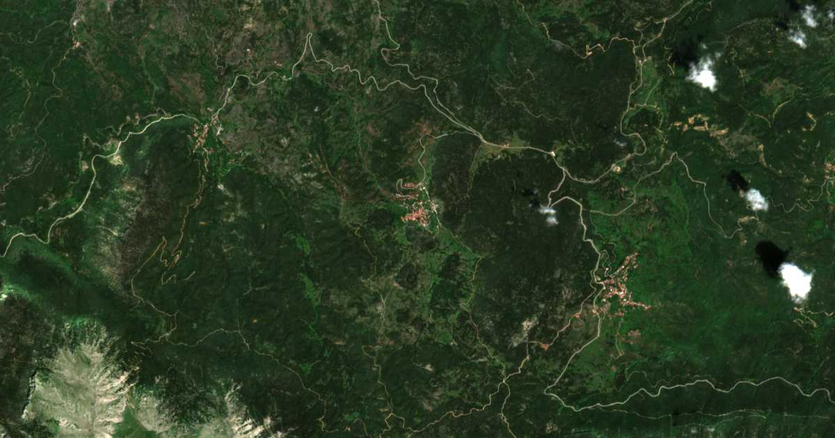Satellitenkarte von Panourgiás