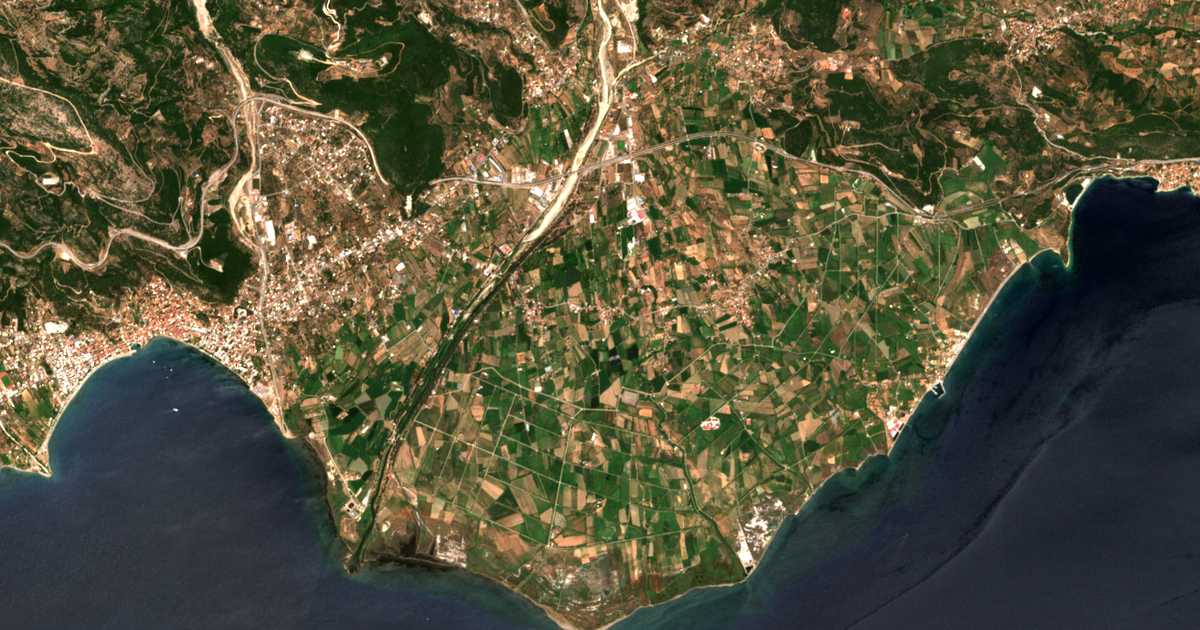 Satellitenkarte von Ágios Polýkarpos