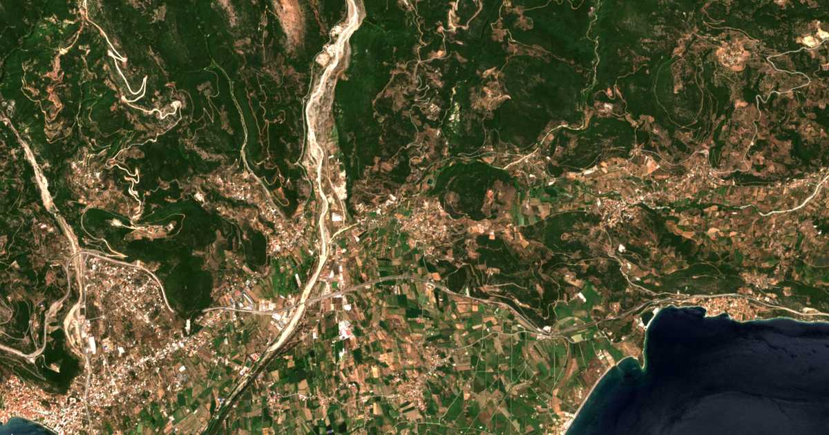 Satellitenkarte von Kastrákion
