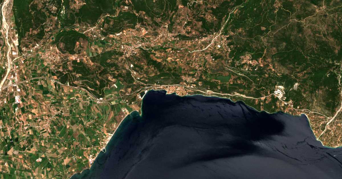 Satellitenkarte von Monastirákion