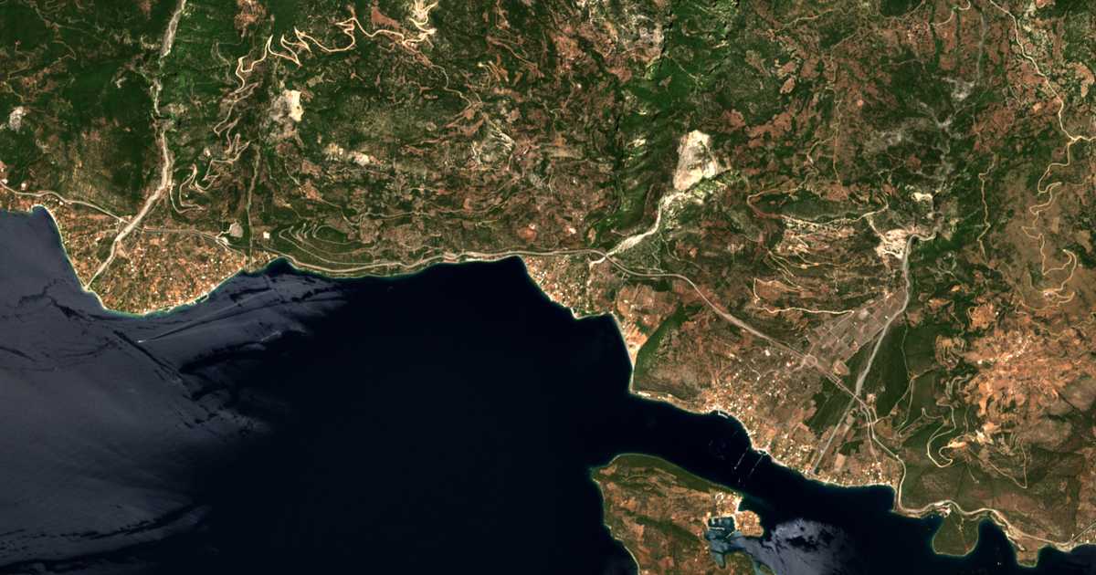 Satellitenkarte von Paralía Sergoúlas
