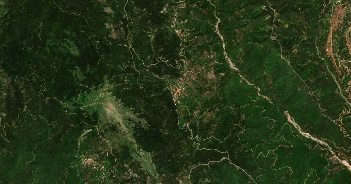 Satellitenkarte von Pentagioí