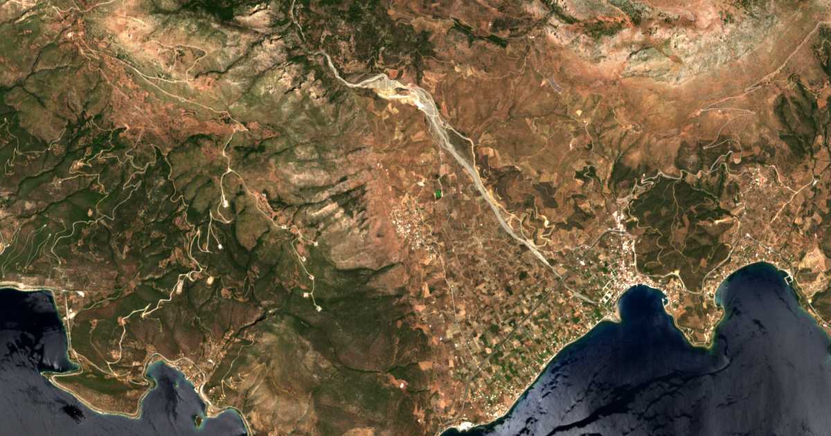 Satellitenkarte von Tolofona