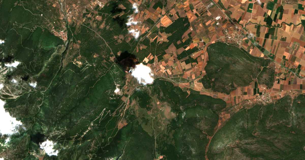 Satellitenkarte von Agía Marína