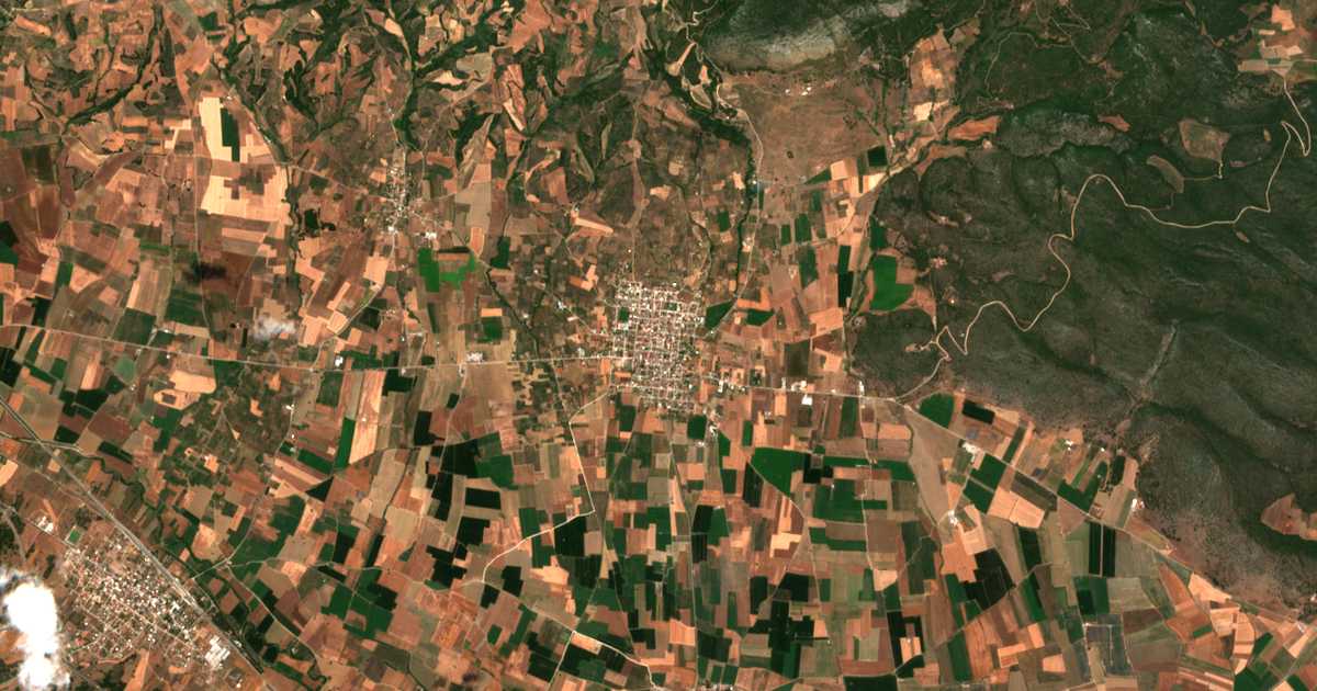 Satellitenkarte von Eláteia