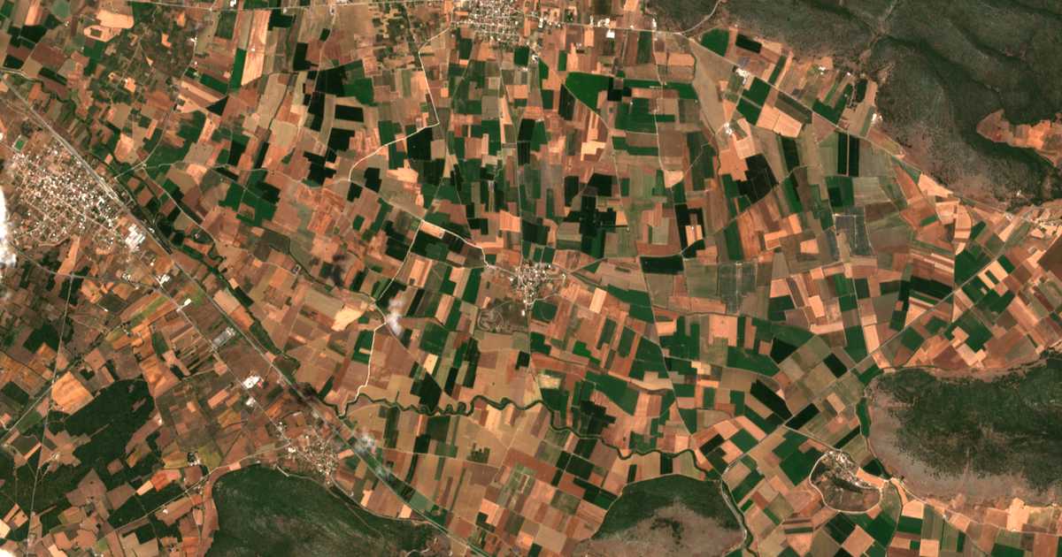 Satellitenkarte von Lefkochórion