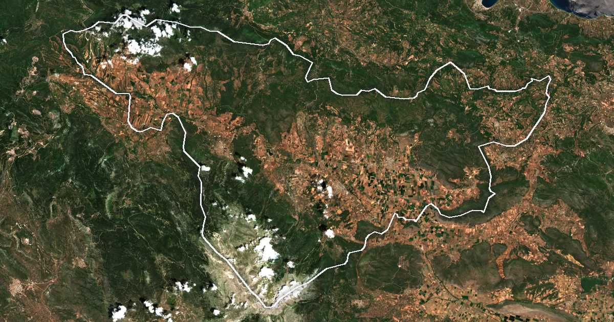 Satellitenbild mit eingezeichneter Grenze: Amfiklia-Elatia