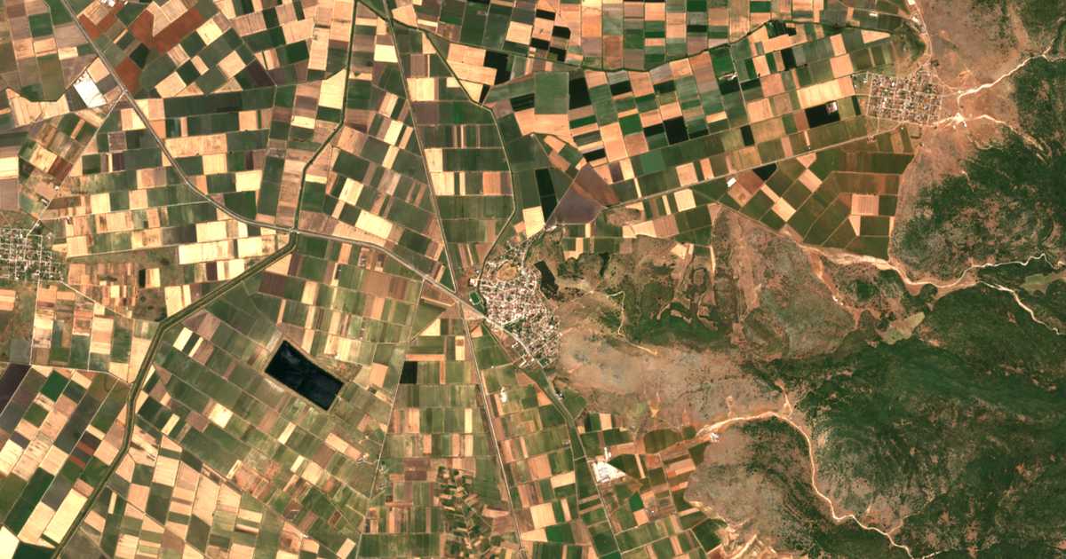 Satellitenkarte von Néon Monastírion