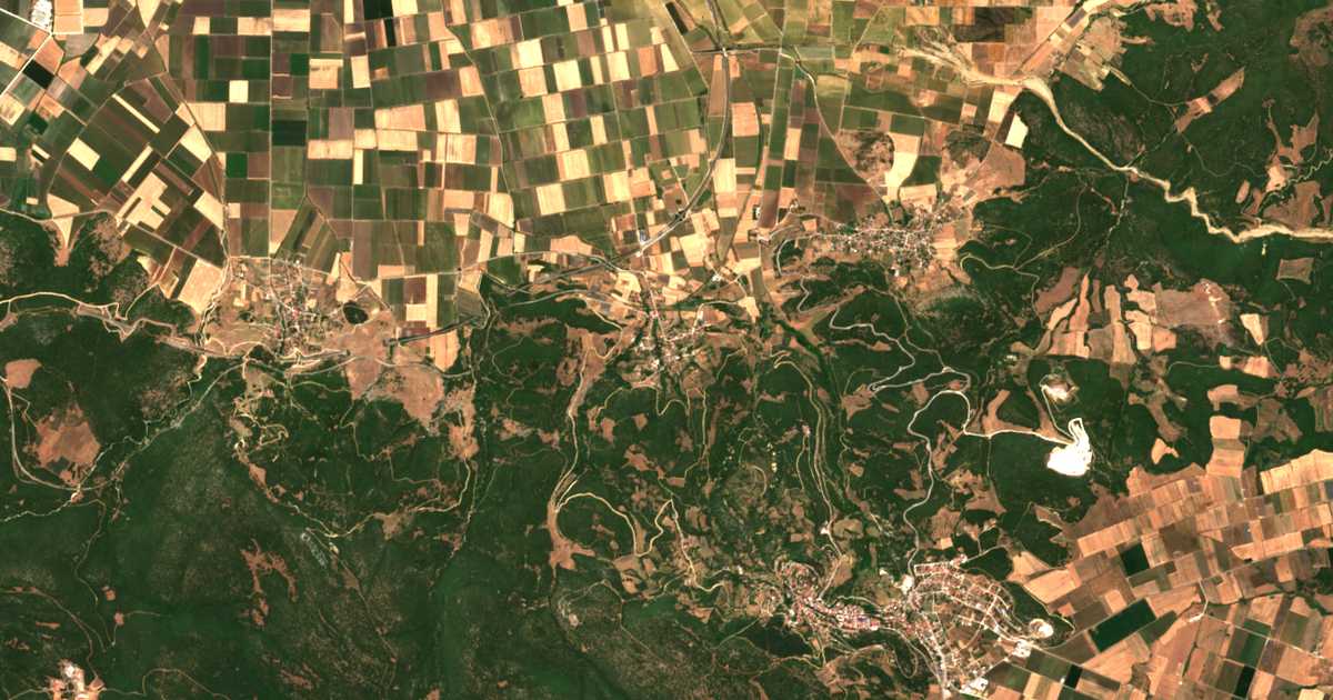 Satellitenkarte von Thavmakón