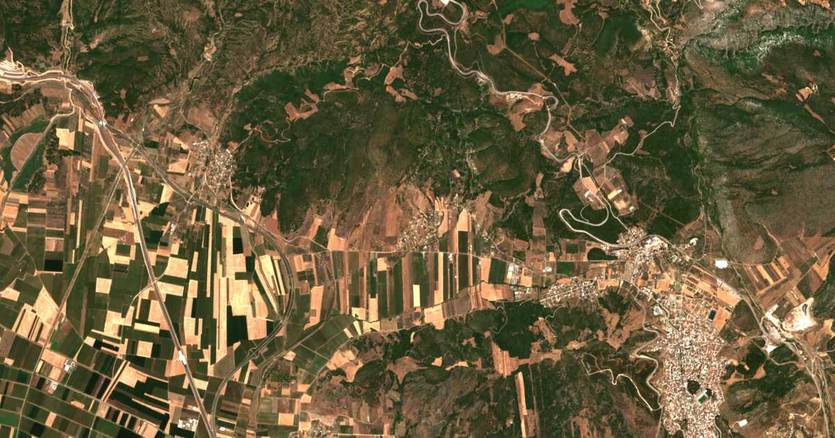 Satellitenkarte von Agriliá