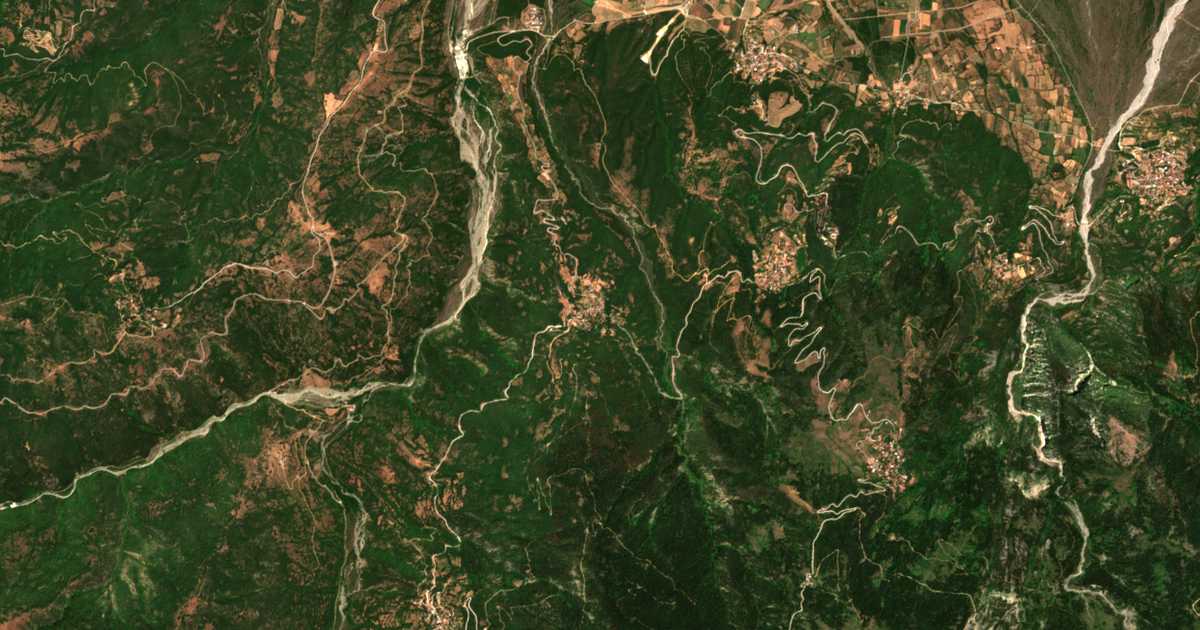 Satellitenkarte von Mesochórion