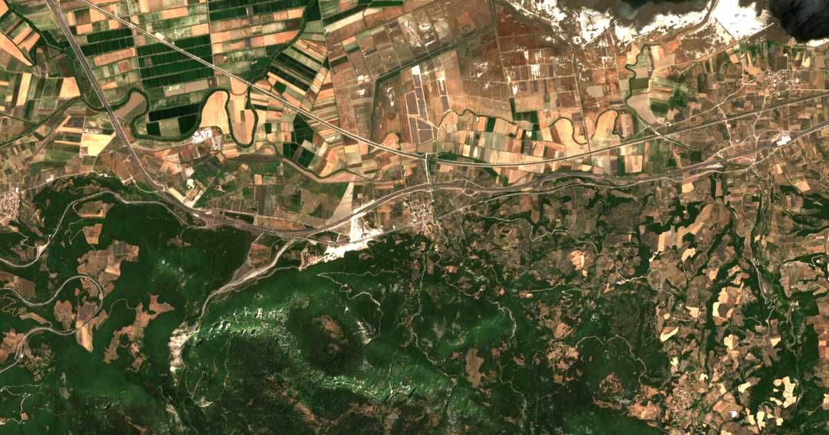 Satellitenkarte von Thermopýlai