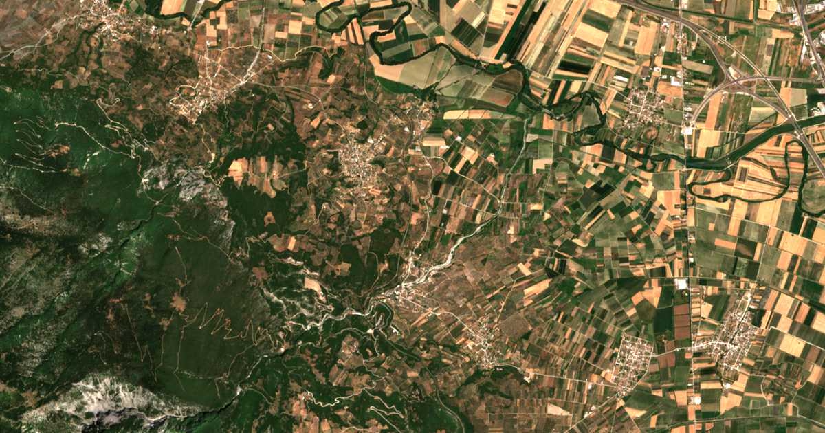 Satellitenkarte von Zakaíika
