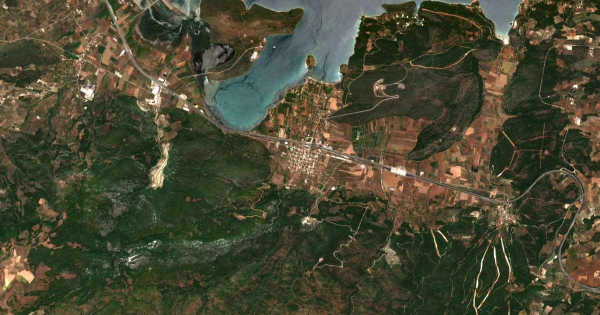 Satellitenkarte von Tragána