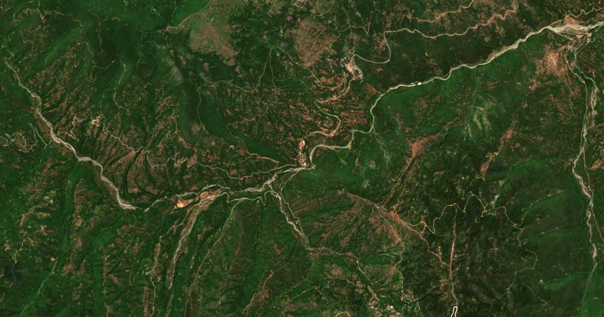 Satellitenkarte von Perivólion