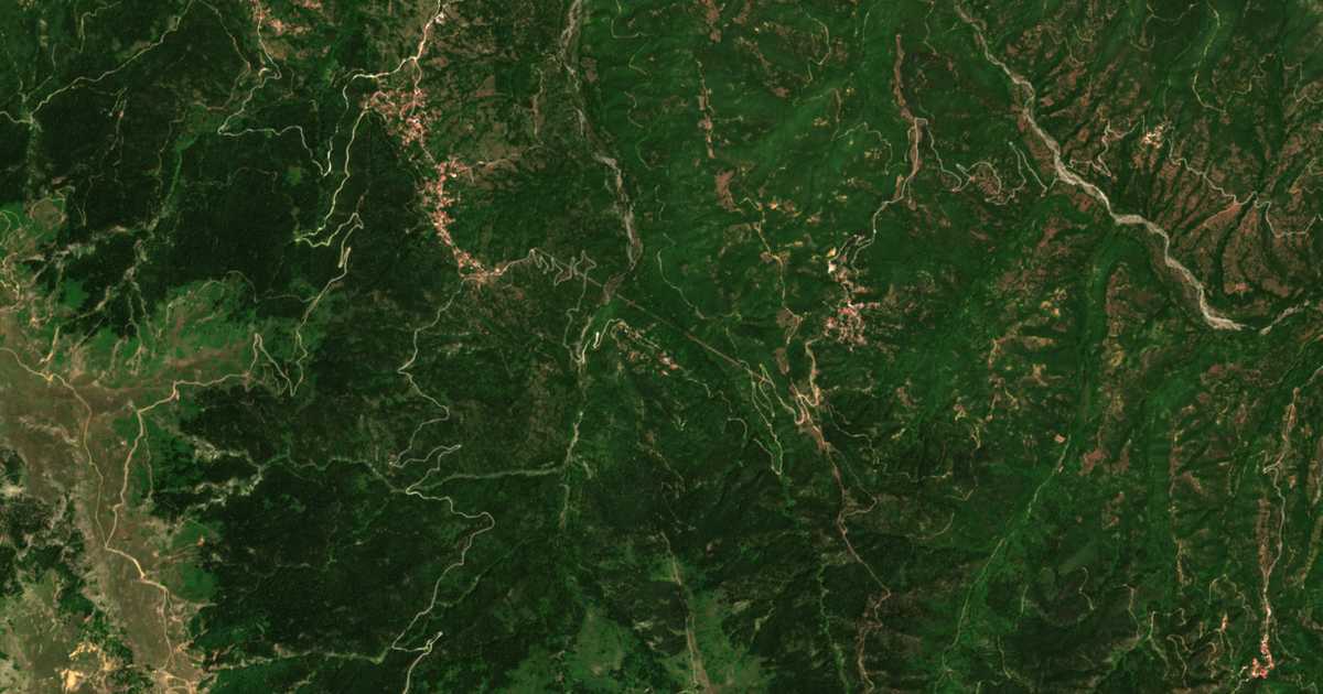 Satellitenkarte von Plátanos
