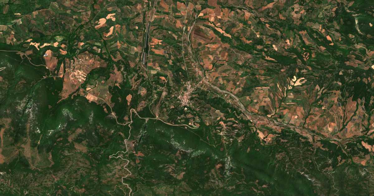 Satellitenkarte von Regkínion