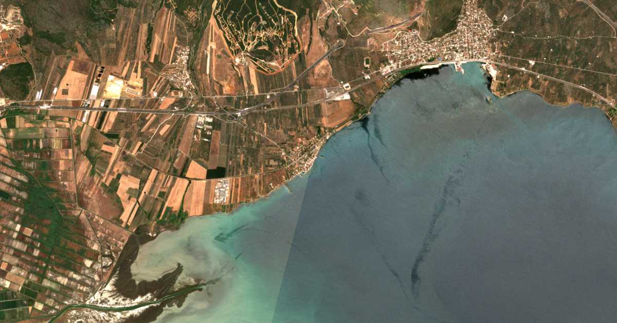 Satellitenkarte von Agía Marína