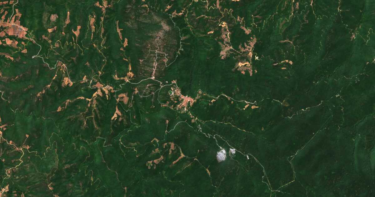 Satellitenkarte von Varvára