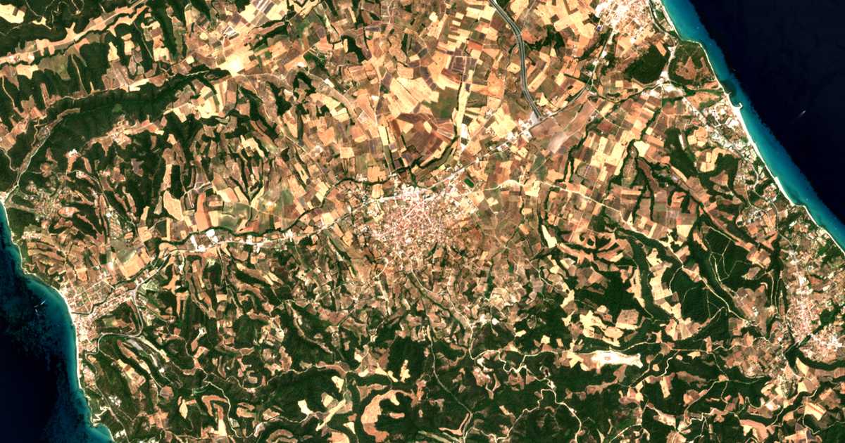 Satellitenkarte von Kassandria