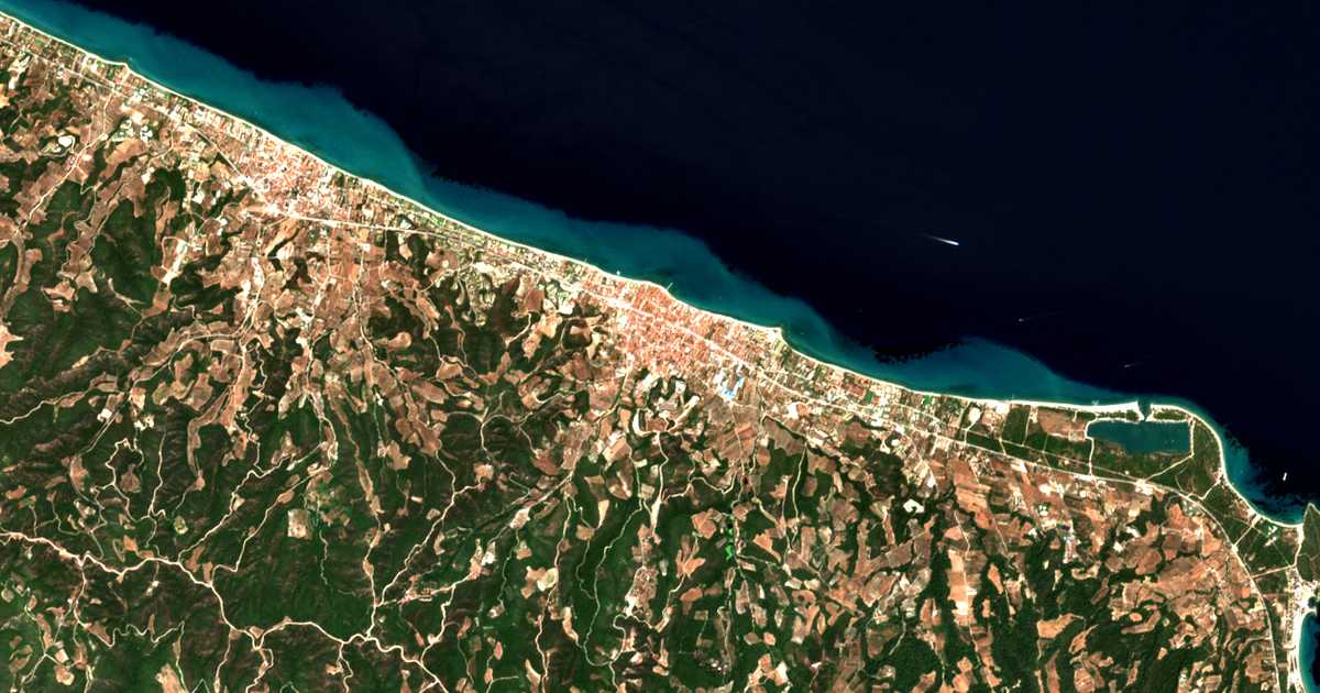 Satellitenkarte von Pefkochori