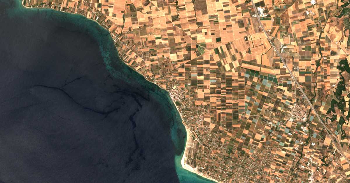 Satellitenkarte von Néa Irákleia