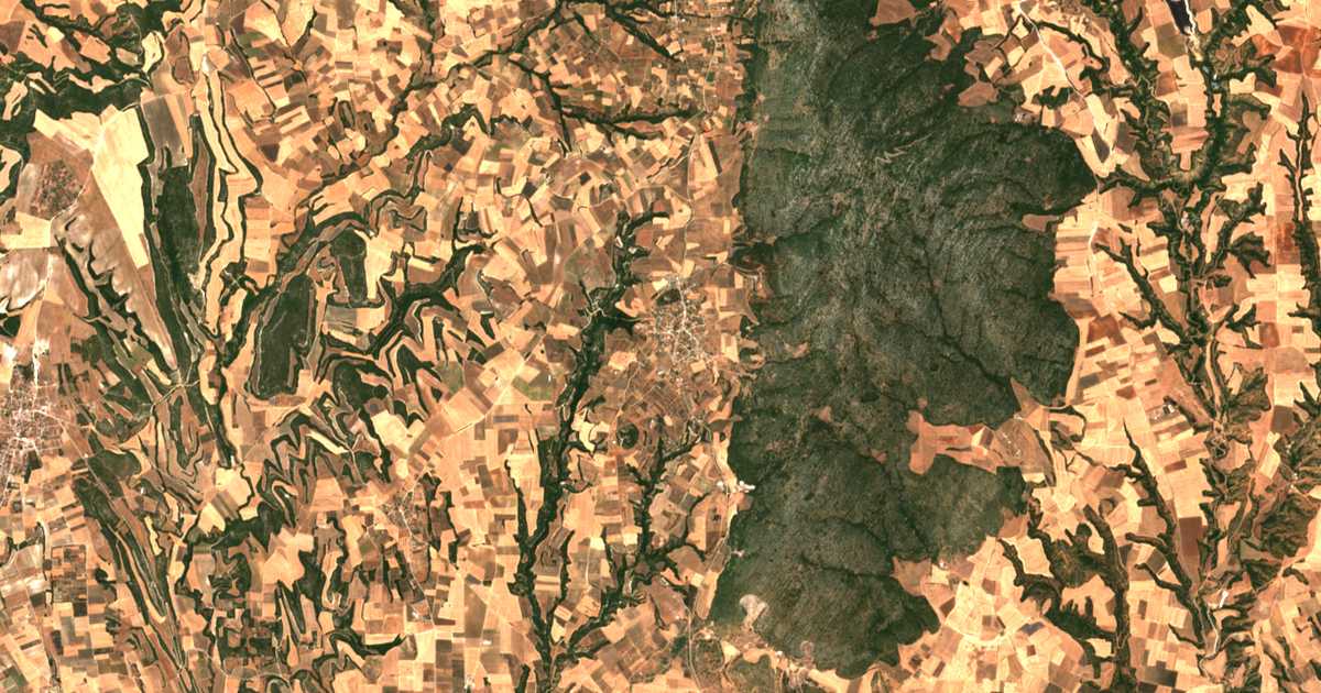 Satellitenkarte von Petrálona