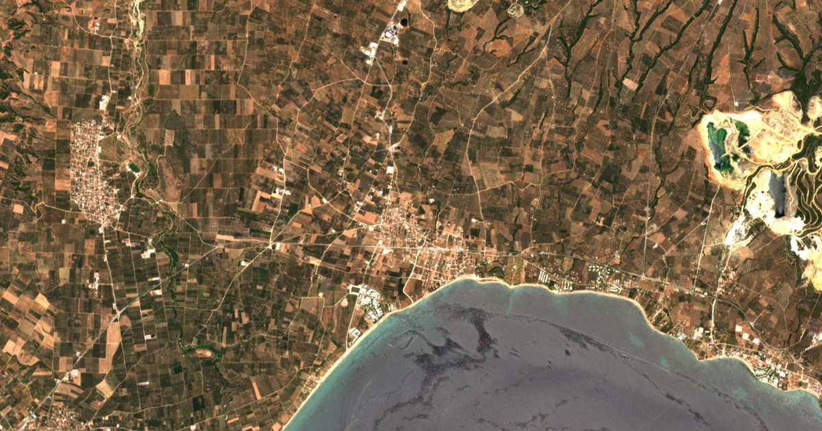 Satellitenkarte von Kalyves
