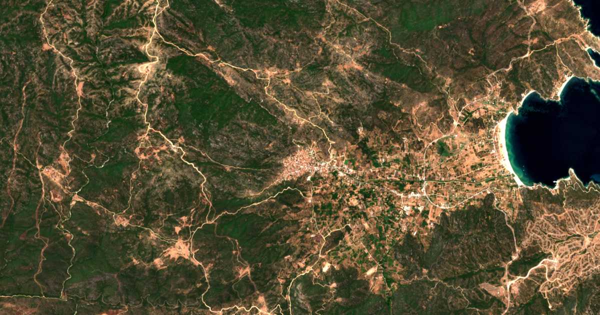 Satellitenkarte von Sykia