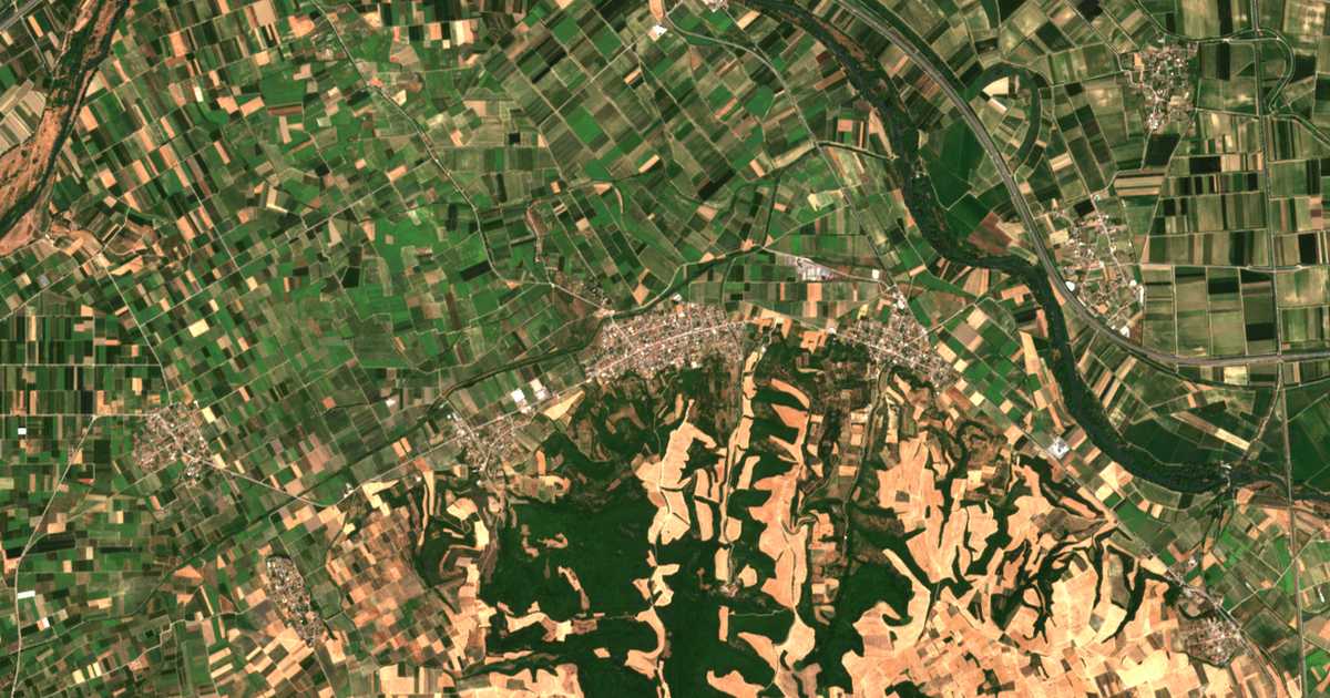 Satellitenkarte von Agkathiá