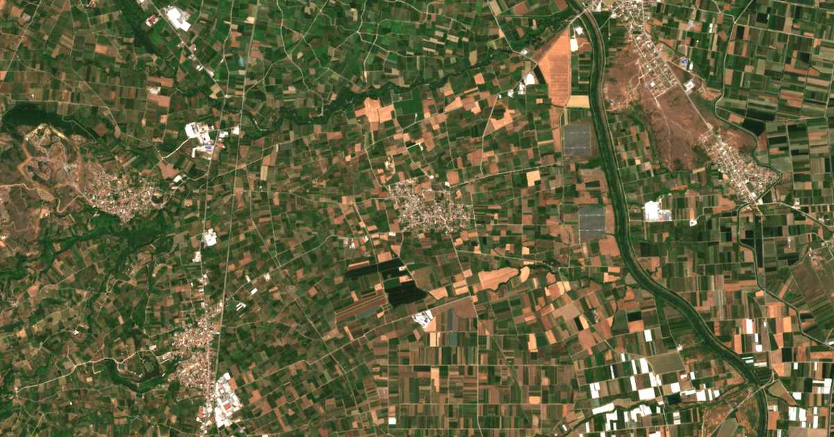 Satellitenkarte von Charíessa