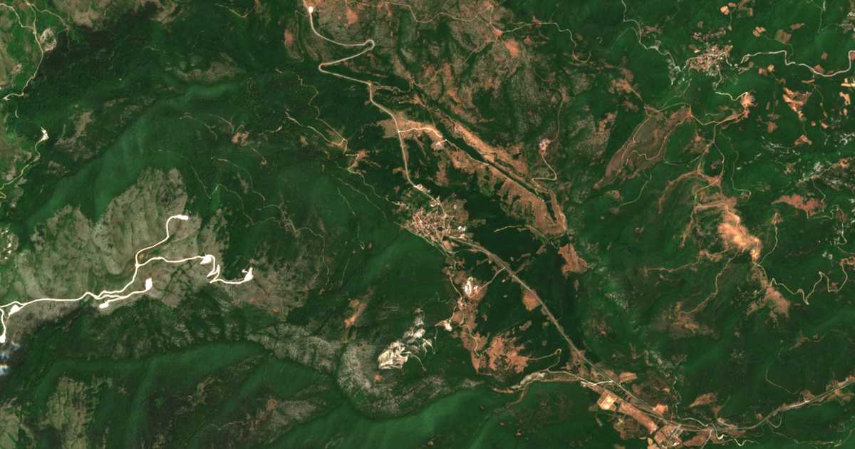 Satellitenkarte von Koumariá